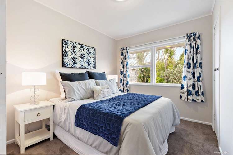 2 Tagor Street Glen Eden_14