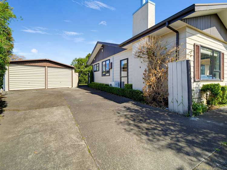 16 Kaweka Place Havelock North_23