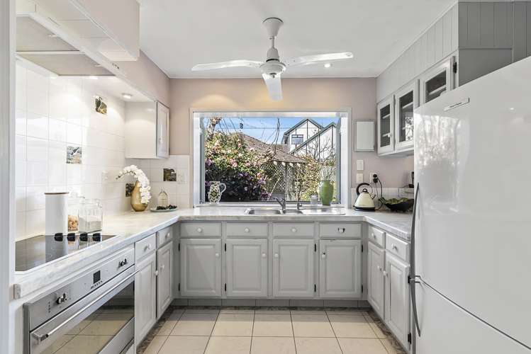 14 Essington Place Half Moon Bay_17