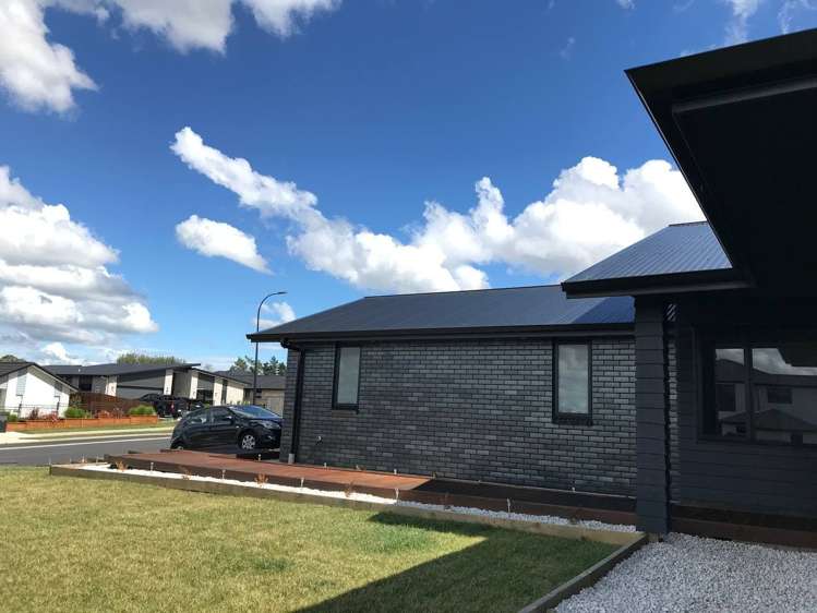 23 Waireka Road Rototuna North_23