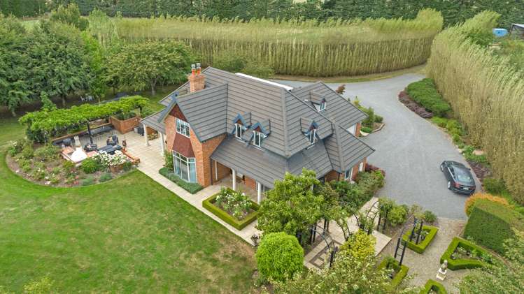 481 Halkett Road West Melton_48