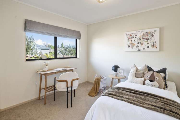 11 Lynwood Place Owhata_12