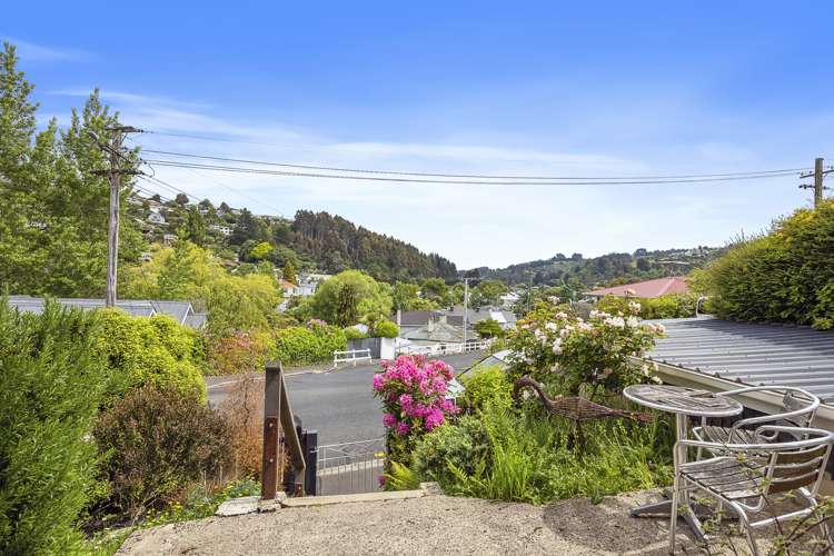 20 County Road Kaikorai_19