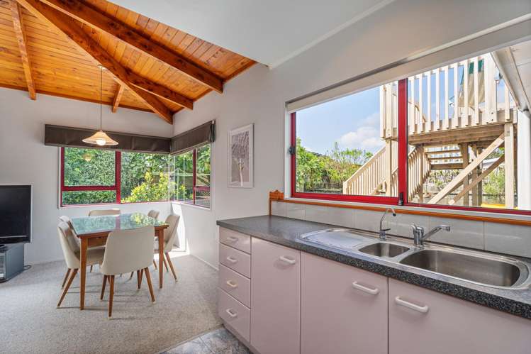 6 Leah Road, Simpsons Beach Whitianga_7