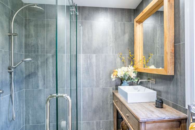 120 Rawhiti Road Pukerua Bay_7