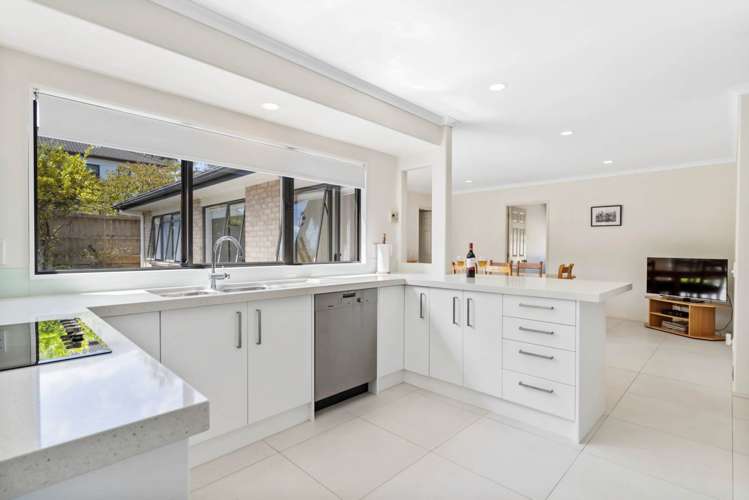 17 Heyington Way East Tamaki Heights_18