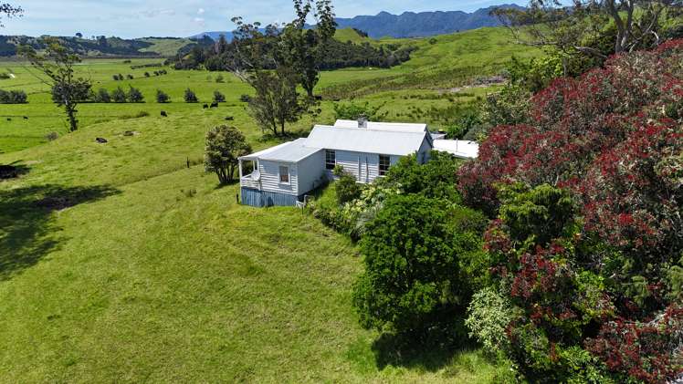 444 Wharekawa Road Oue_15