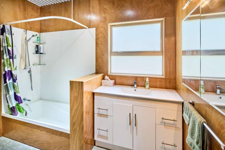 132 Bing Lucas Drive Tawa_20