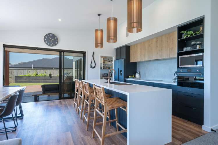 68 Katania Heights Brightwater_5