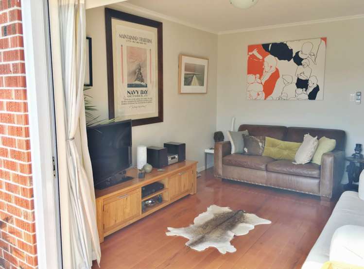 2/35 Rangitoto Terrace Milford_6