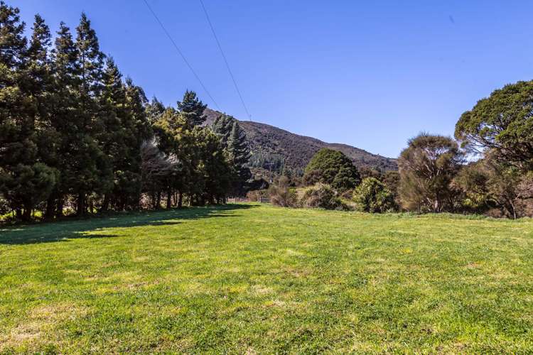 766 State Highway 2 Featherston_12