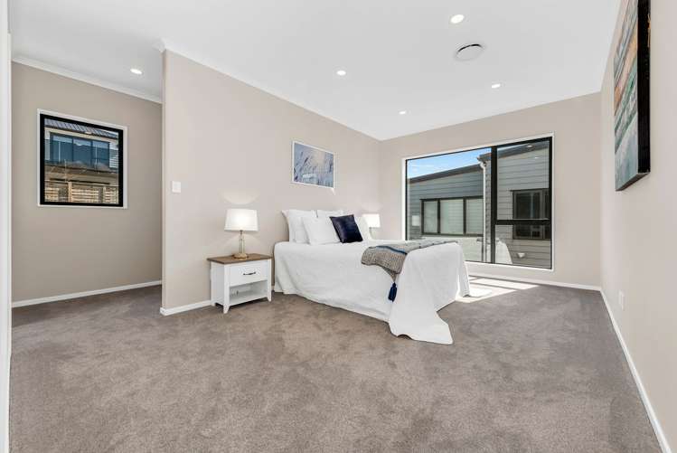 25 Bremner Ridge Street Flat Bush_14