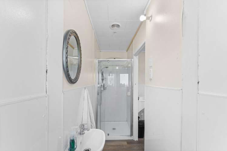 23 Smiths Avenue Papakura_14