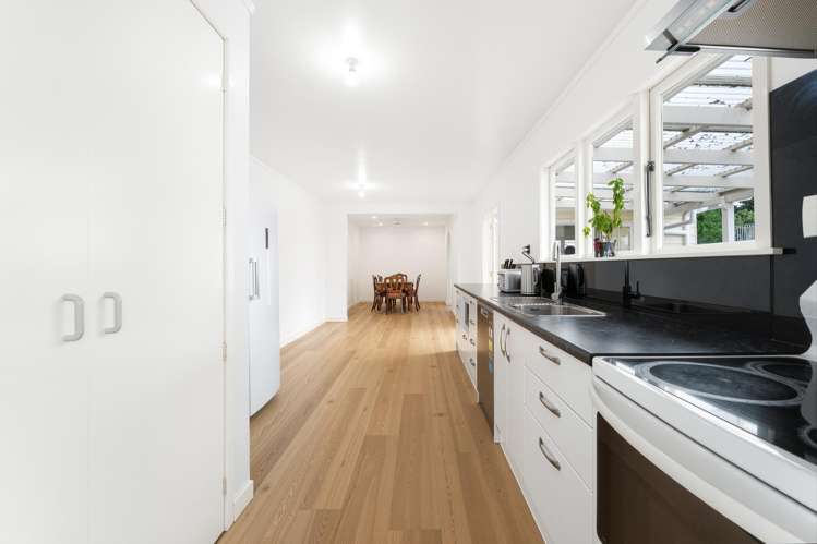 131 Rathgar Road Henderson_19