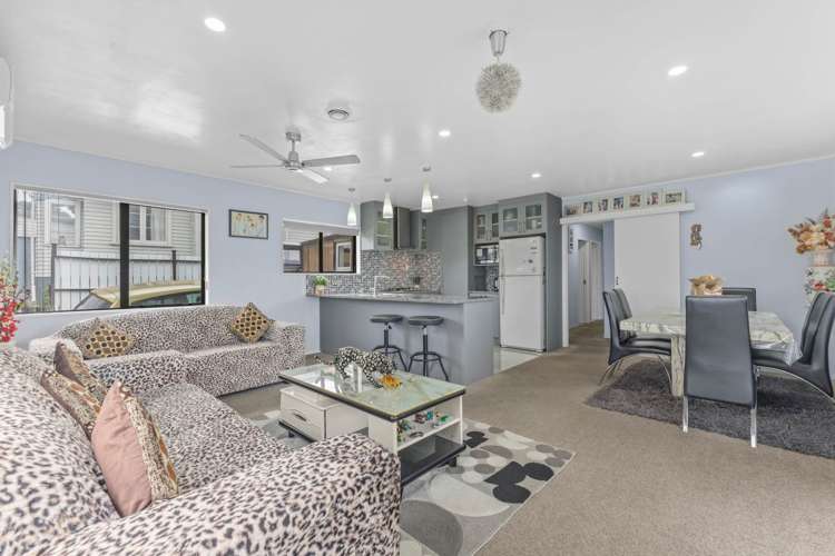 2/86 Alfriston Road Manurewa East_11