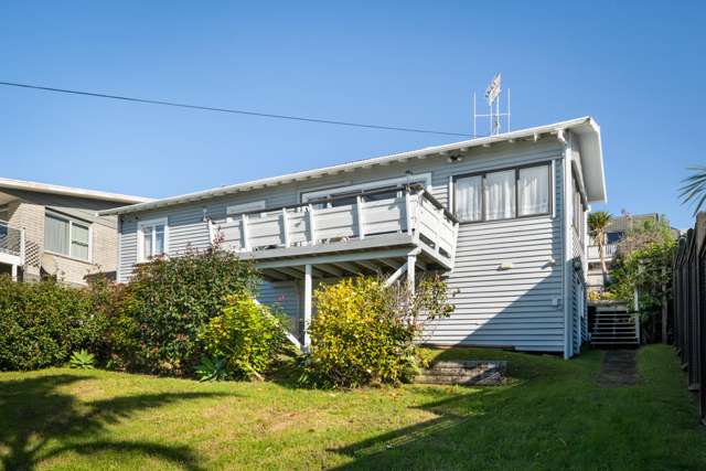 65 Beach Road Waihi Beach_2