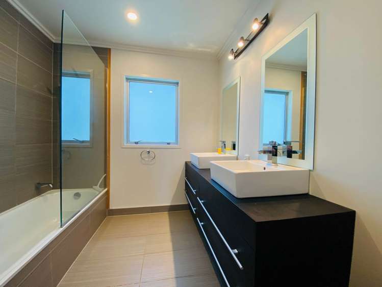 14 Blomfield Lane Kingseat_17