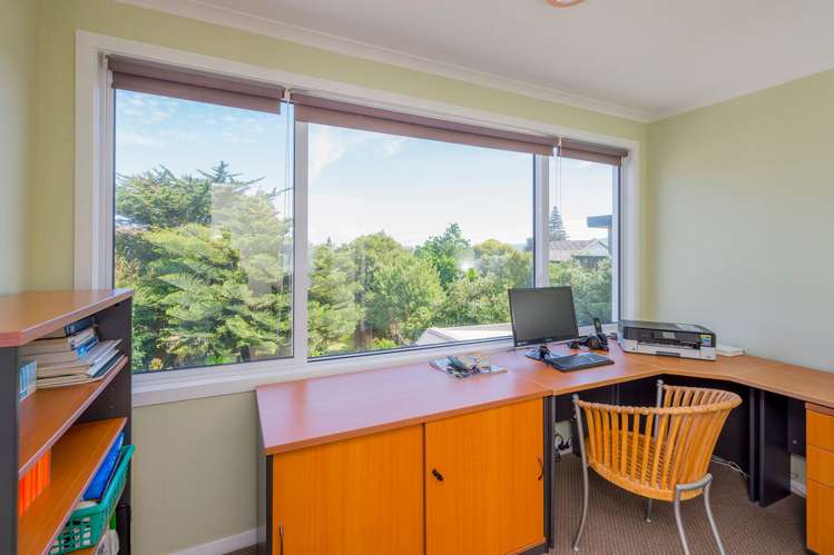 127 Renown Road Raumati South_9