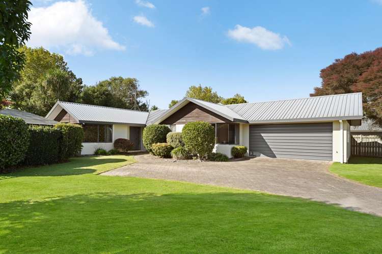 26 Bouverie Crescent_0