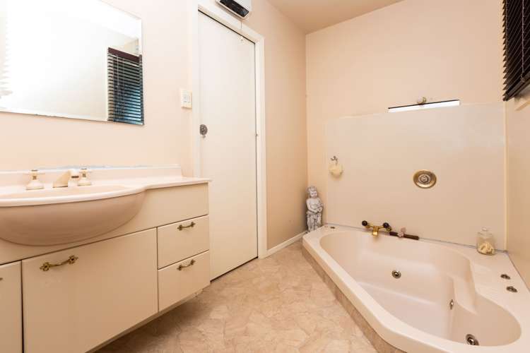 36 Warren Crescent Hillmorton_18