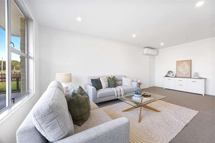 2/99 Briggs Road Shirley_3