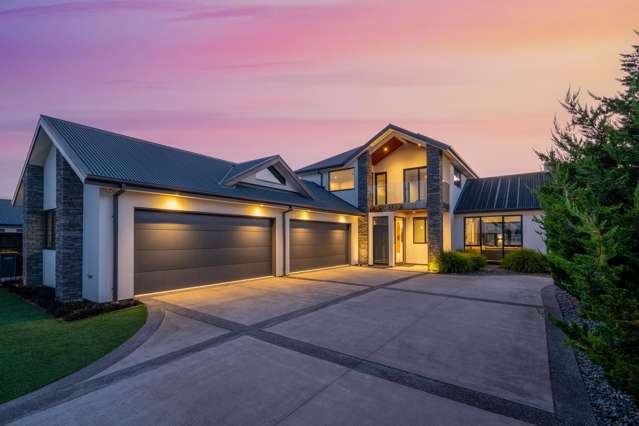 Lifestyle, Luxury with four car garaging