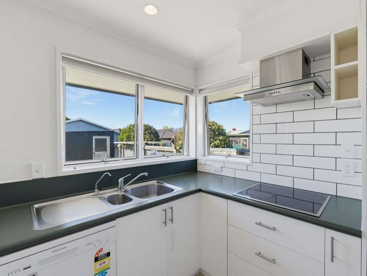 8 Woodham Drive_3