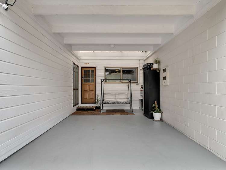 100b Grand Vue Road_1