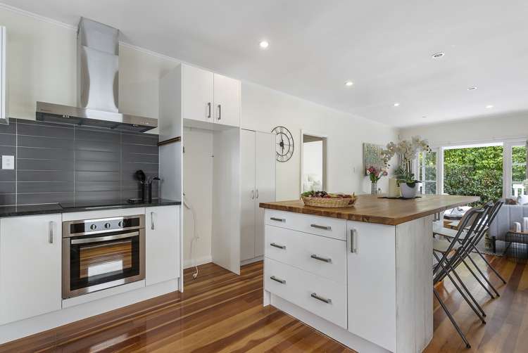 36a Clayburn Road Glen Eden_9