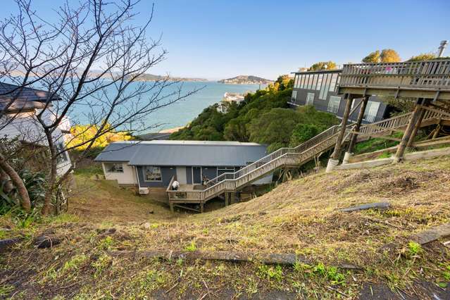 Your Slice of Khandallah Paradise Awaits