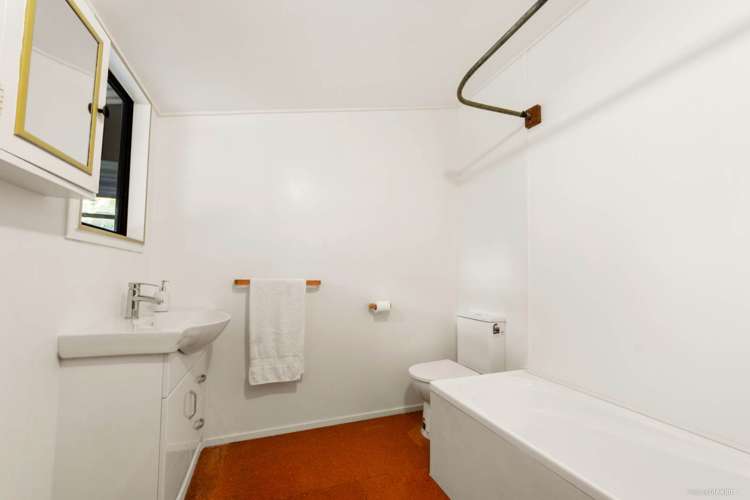 236 Bethells Road Bethells Beach_13