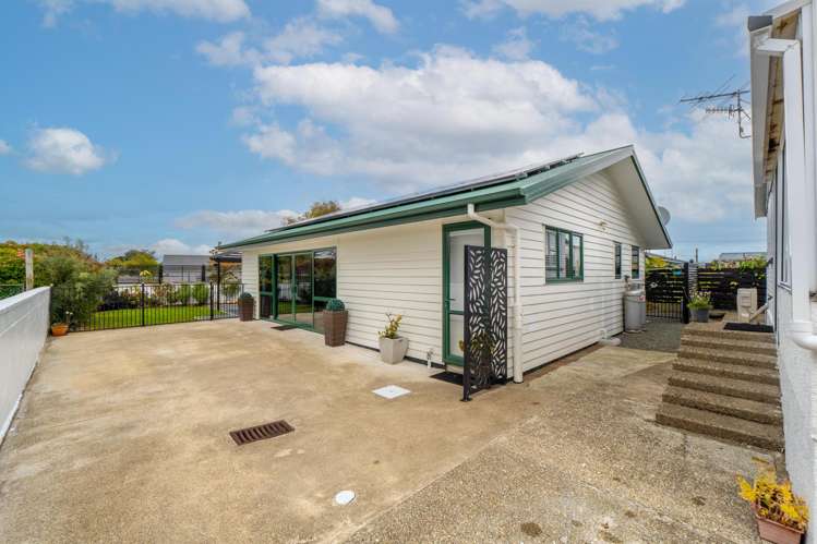 45 Edinburgh Crescent Waikiwi_19