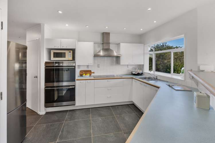 197 Burswood Drive Pakuranga Heights_11