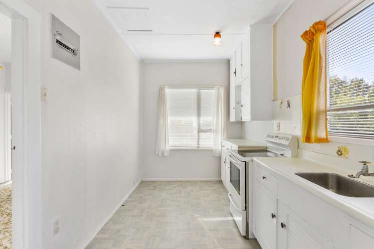 107 Third View Avenue Beachlands_8