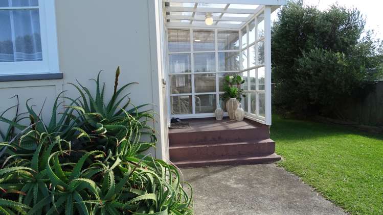 79 Kahukura Avenue Waitarere Beach_7