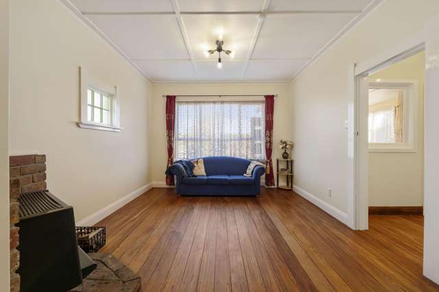 82 Orlando Street Stratford_3