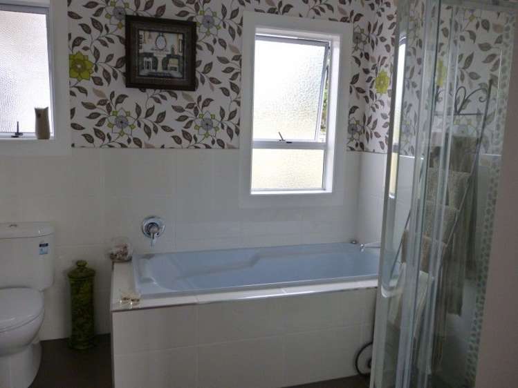 5 Whitcombe Road Opunake_14