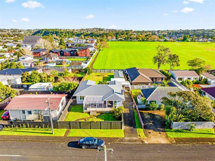 4 Rixon Place Te Atatu Peninsula_30