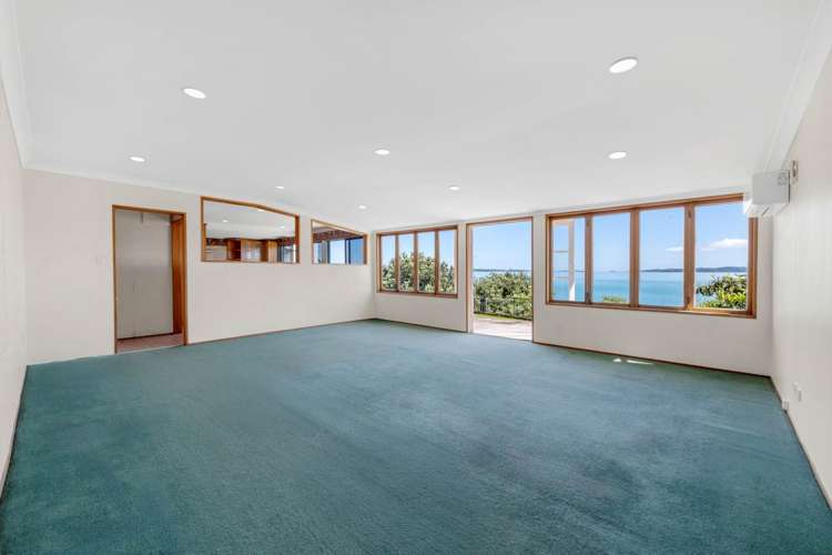 11 Hawke Crescent Beachlands_29