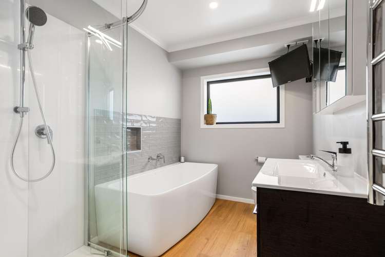 15 Manatu Close Whangamata_10