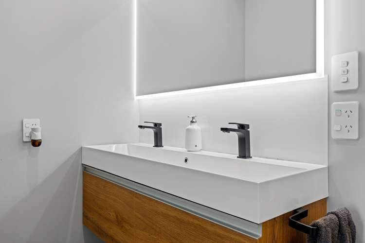 80 Mulcocks Road Flaxton_17