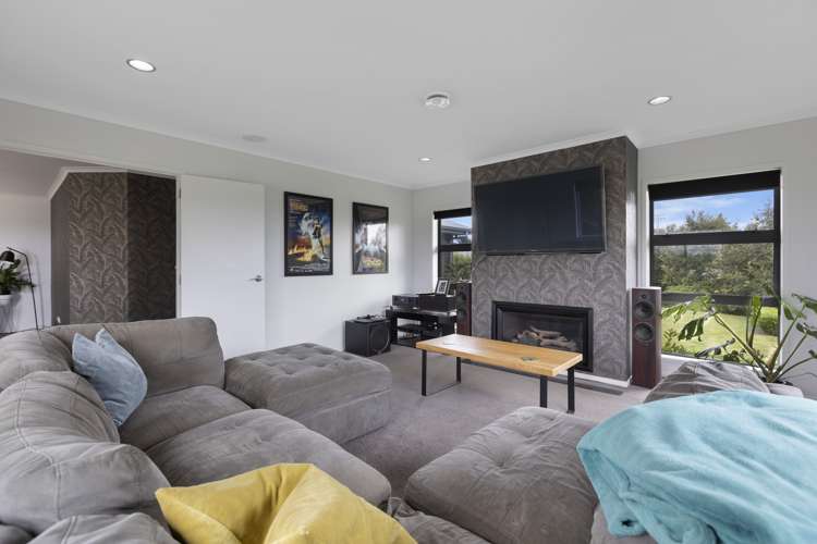 233 King Road Inglewood_13