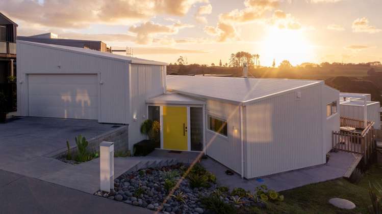 17 Maataitai Road Raglan_1