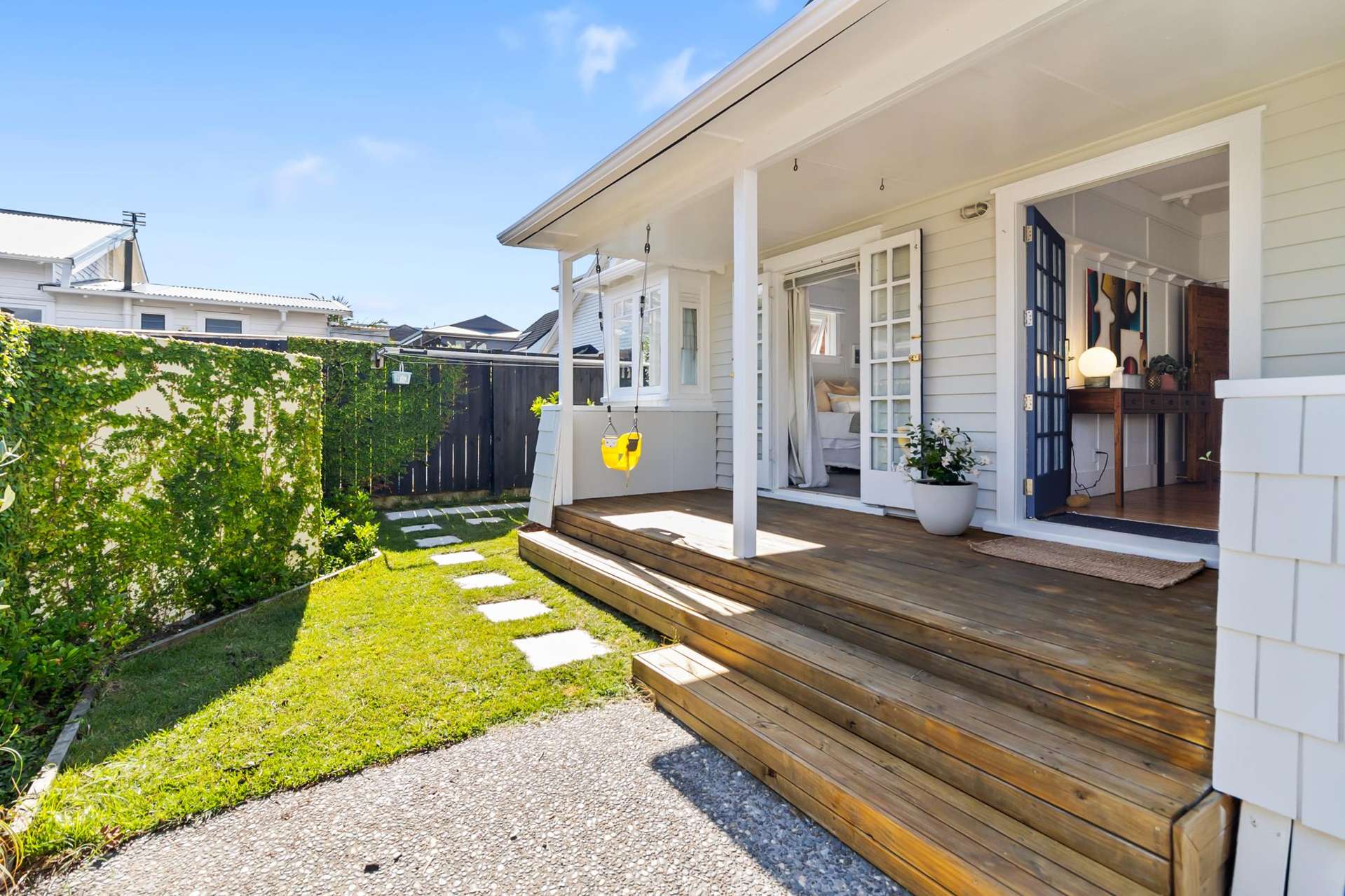 18b Raymond Street Point Chevalier_0