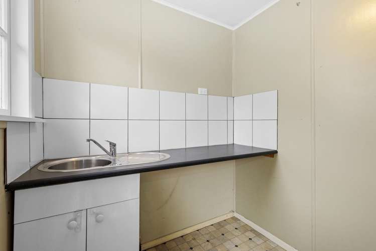 2 Whirinaki Crescent Heretaunga_14