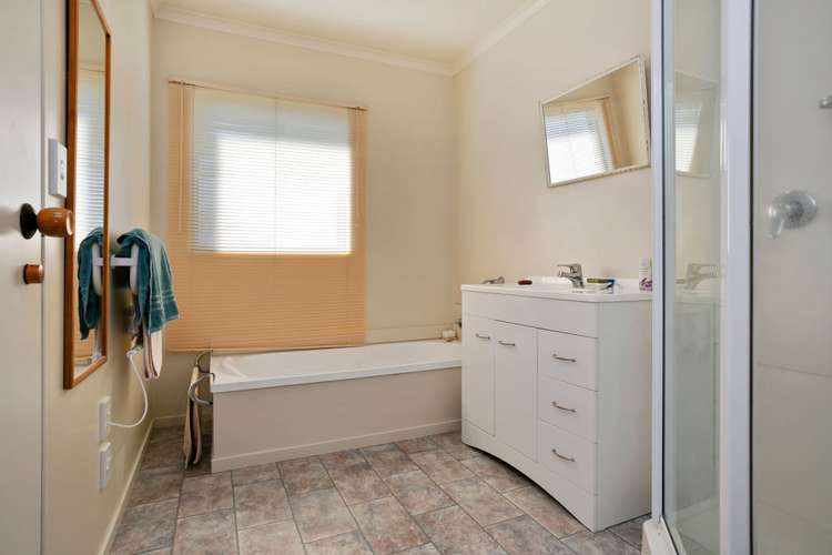 52 Thompson Street Leamington_12