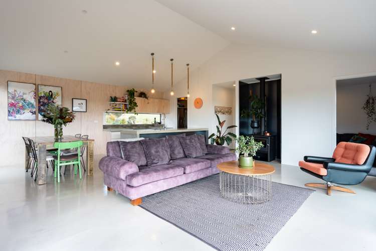 104 Dons Creek Road Waitati_5