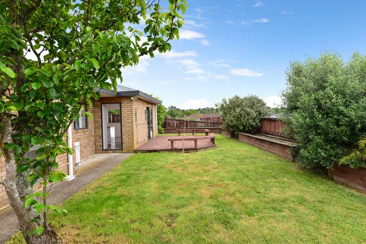 87 Dixon Road Glenview_16