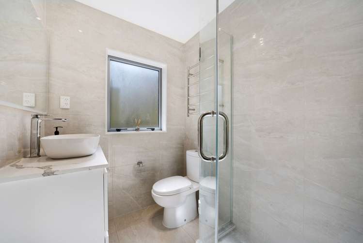 6 Jammen Drive Massey_12