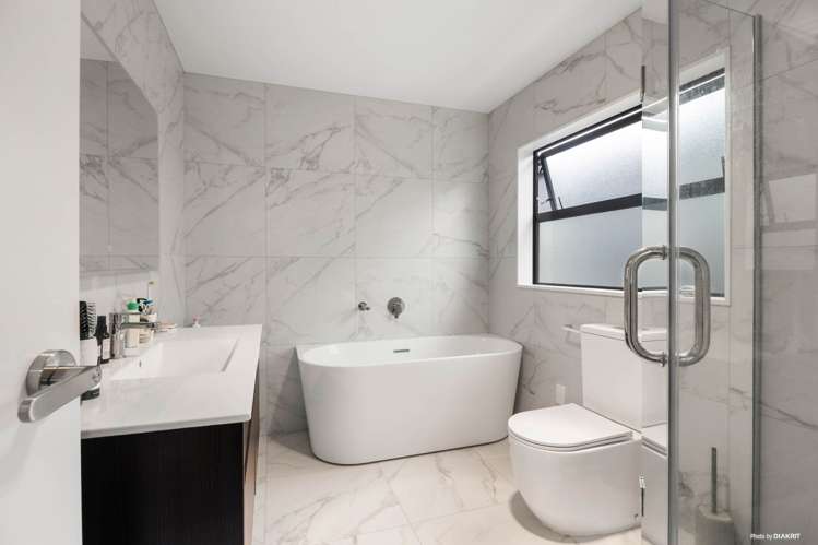 54B Kitchener Road Sandringham_12